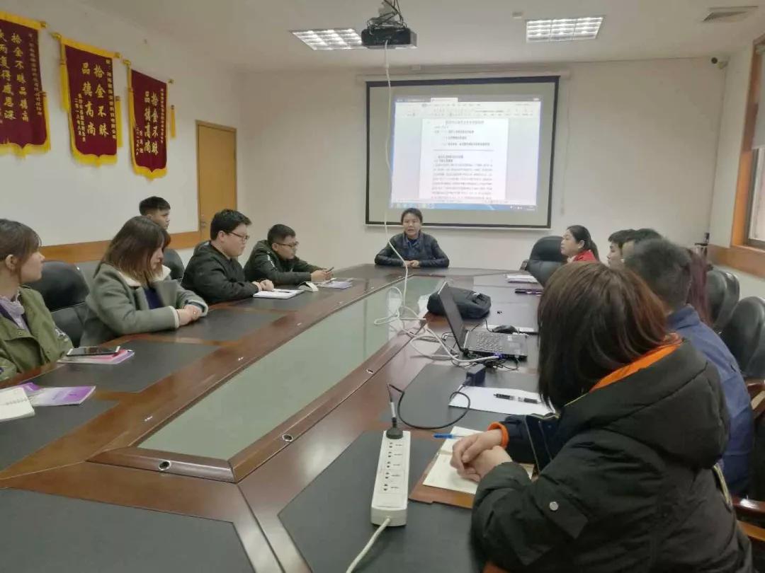 遠(yuǎn)程監(jiān)控,報(bào)警巡邏,清機(jī)加鈔,清分整點(diǎn),憑證寄庫(kù),頭寸箱寄庫(kù),商鋪安保,智能家居