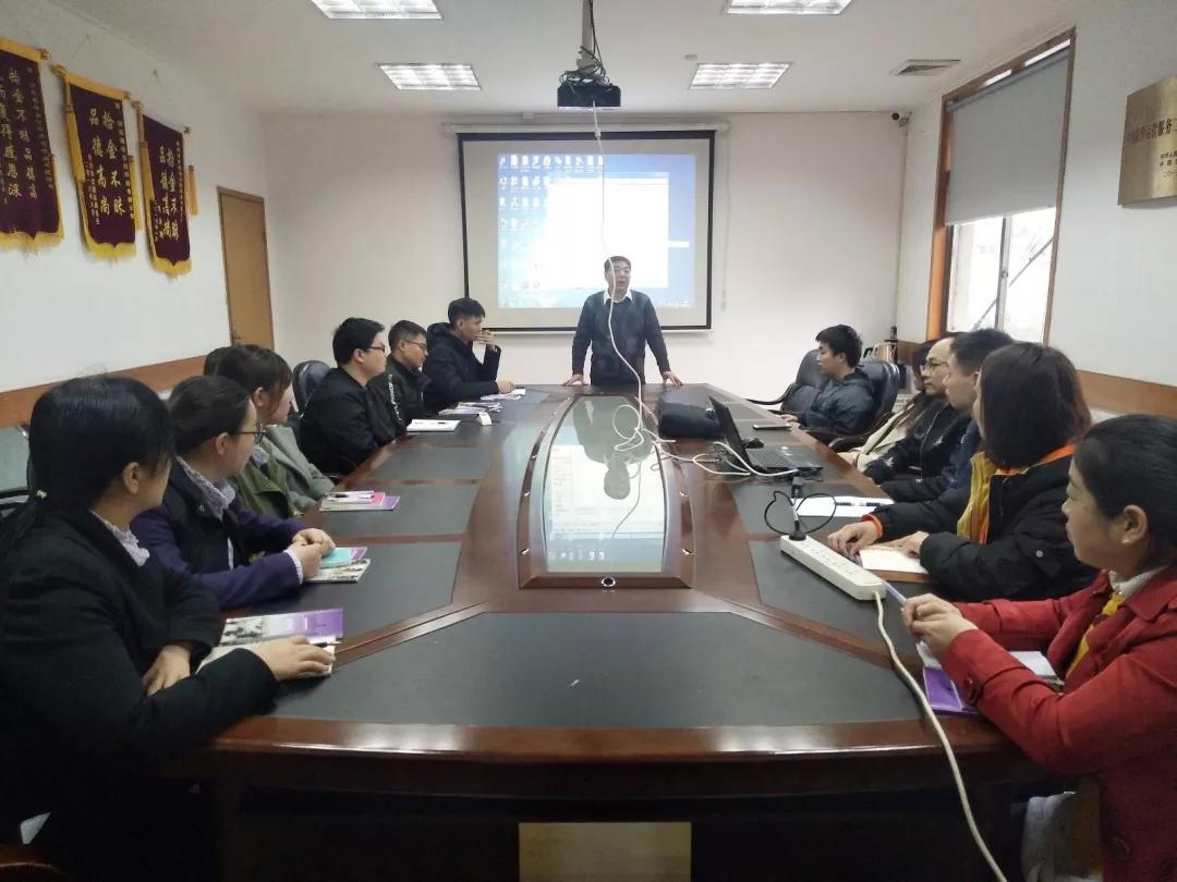 遠(yuǎn)程監(jiān)控,報(bào)警巡邏,清機(jī)加鈔,清分整點(diǎn),憑證寄庫(kù),頭寸箱寄庫(kù),商鋪安保,智能家居