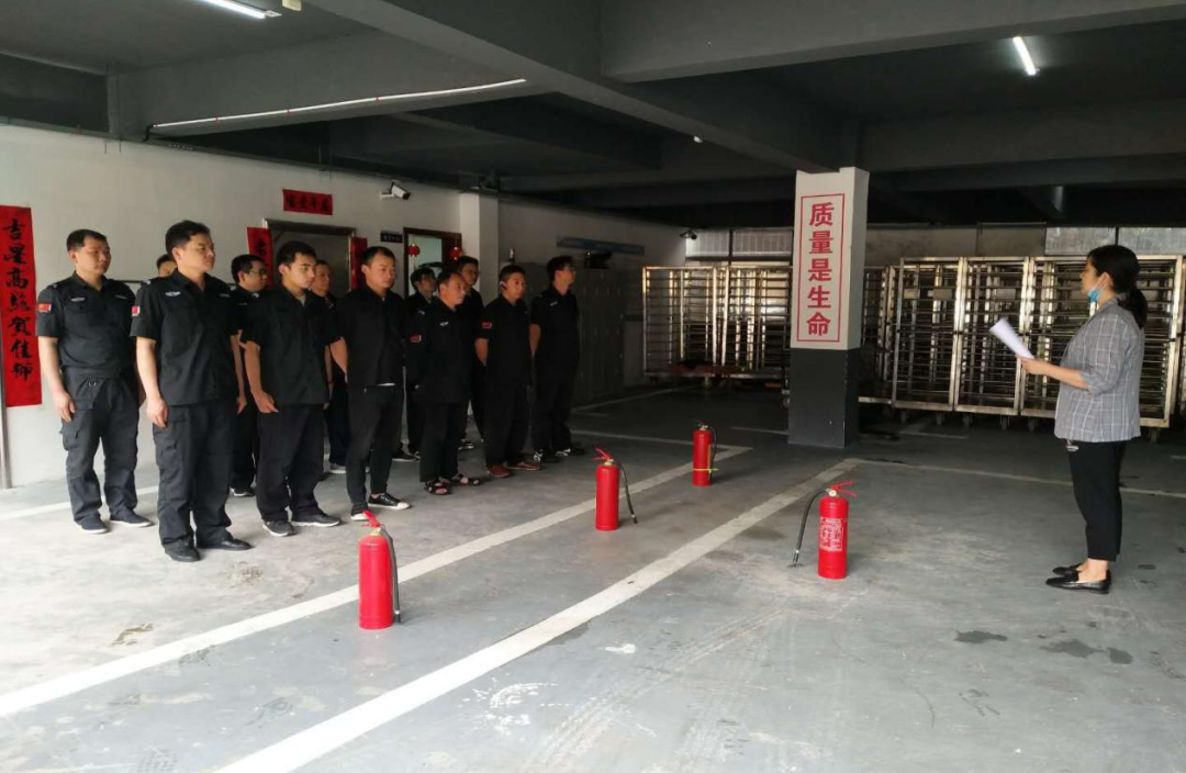 遠(yuǎn)程監(jiān)控,報警巡邏,清機加鈔,清分整點,憑證寄庫,頭寸箱寄庫,商鋪安保,智能家居