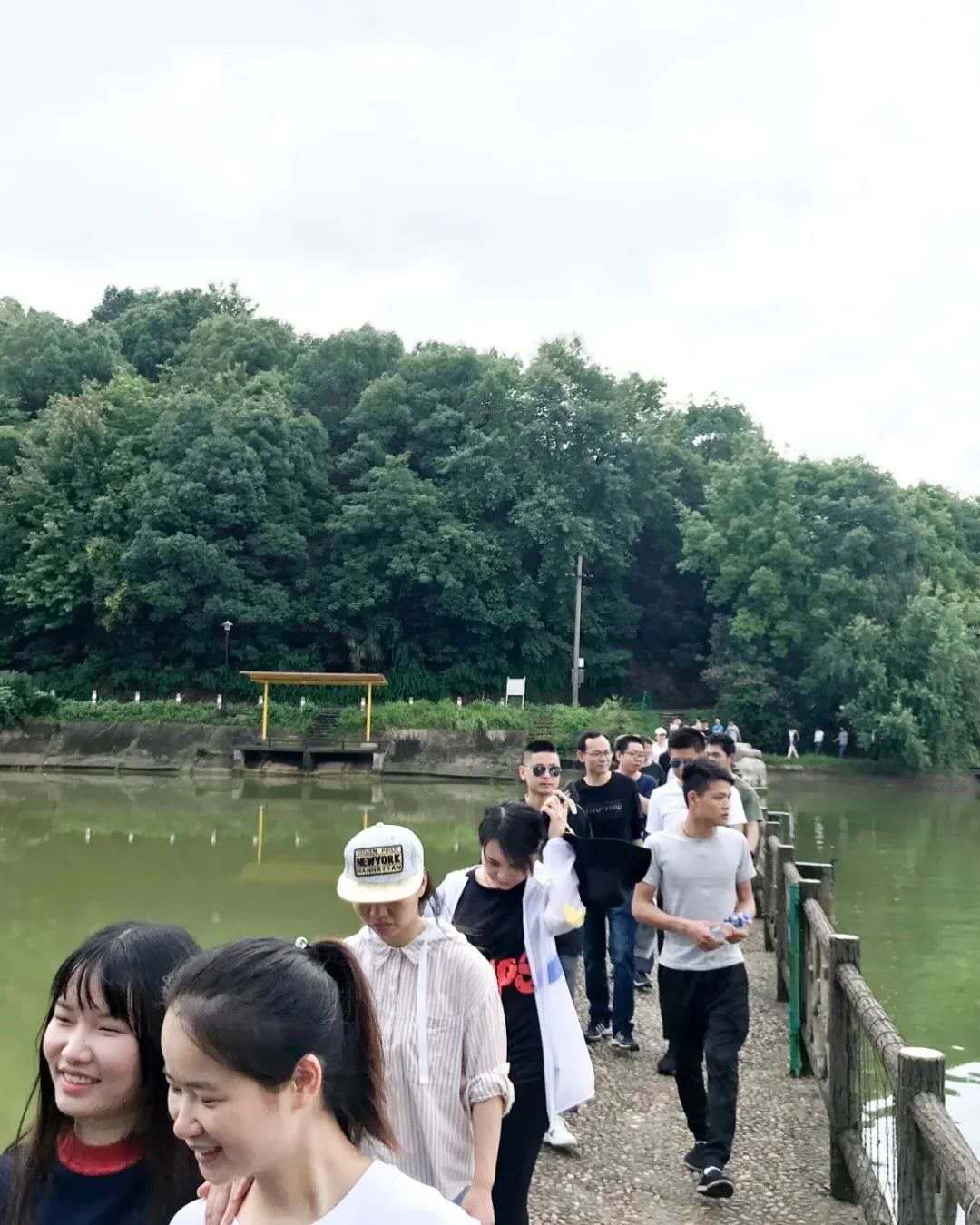 遠程監(jiān)控,報警巡邏,清機加鈔,清分整點,憑證寄庫,頭寸箱寄庫,商鋪安保,智能家居