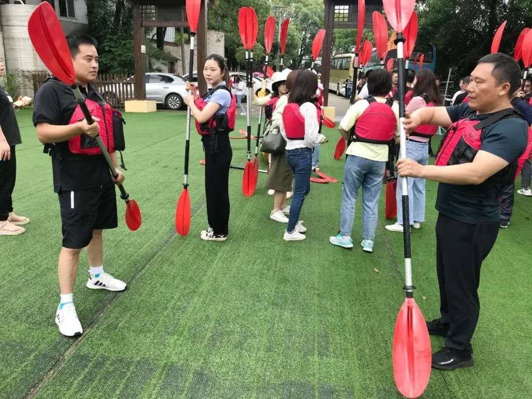 遠程監(jiān)控,報警巡邏,清機加鈔,清分整點,憑證寄庫,頭寸箱寄庫,商鋪安保,智能家居