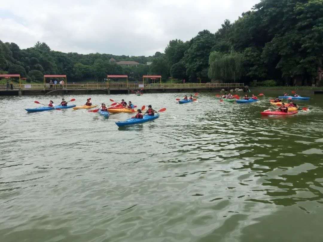 遠程監(jiān)控,報警巡邏,清機加鈔,清分整點,憑證寄庫,頭寸箱寄庫,商鋪安保,智能家居