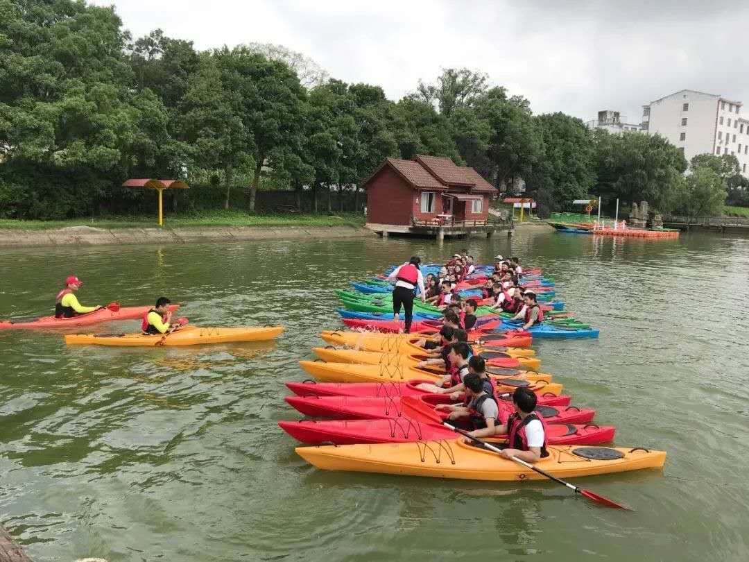 遠程監(jiān)控,報警巡邏,清機加鈔,清分整點,憑證寄庫,頭寸箱寄庫,商鋪安保,智能家居