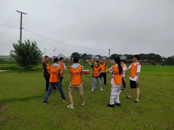 遠(yuǎn)程監(jiān)控,報警巡邏,清機(jī)加鈔,清分整點,憑證寄庫,頭寸箱寄庫,商鋪安保,智能家居