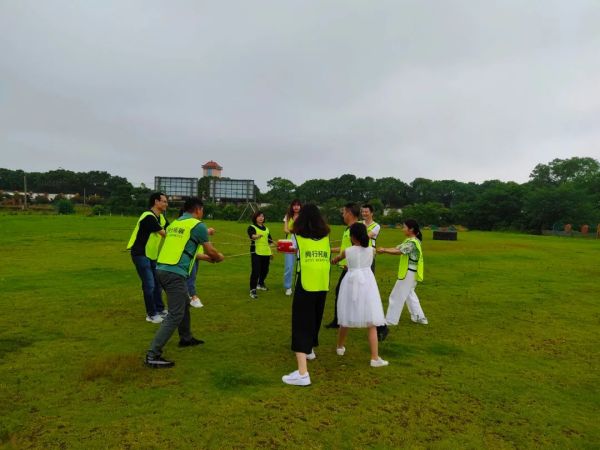 遠(yuǎn)程監(jiān)控,報警巡邏,清機(jī)加鈔,清分整點,憑證寄庫,頭寸箱寄庫,商鋪安保,智能家居